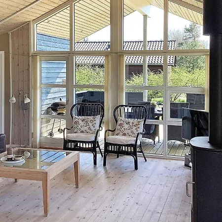 Stylish Holiday In Oksb L With Sauna Дом отдыха Oksbol (Syddanmark)