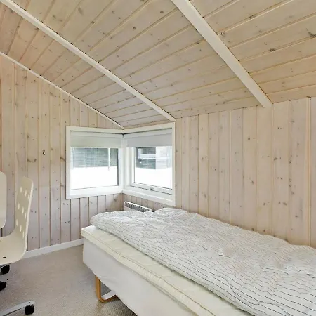 Stylish Holiday In Oksb L With Sauna Дом отдыха Oksbol (Syddanmark)